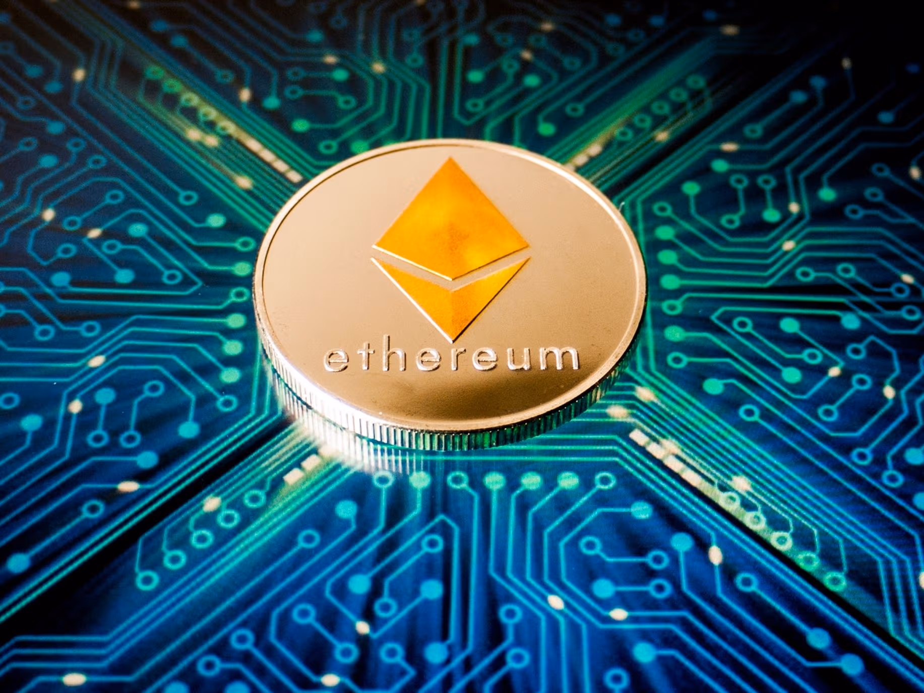 机构资金加速入场，以太坊能否复制比特币的狂飙路径？
